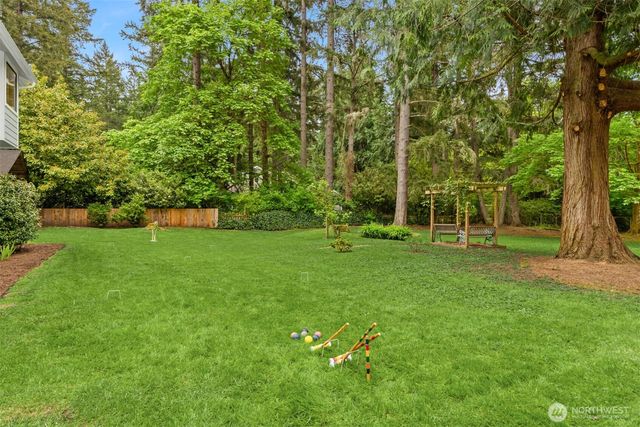 6729 NE Ralston Road, Bainbridge Island, WA 98110