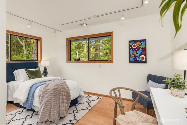 6729 NE Ralston Road, Bainbridge Island, WA 98110