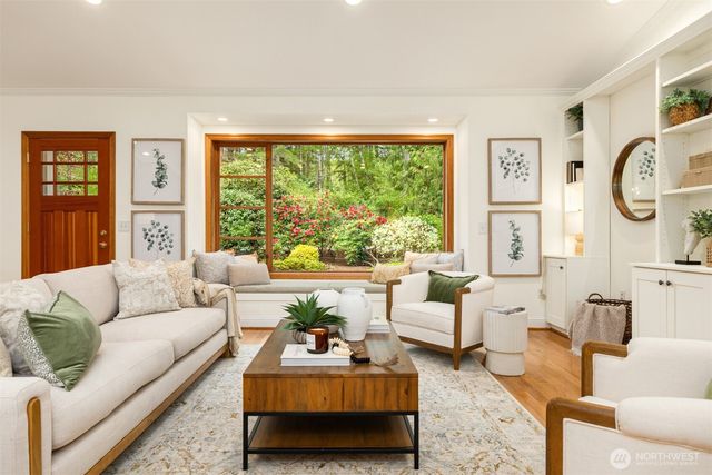 6729 NE Ralston Road, Bainbridge Island, WA 98110