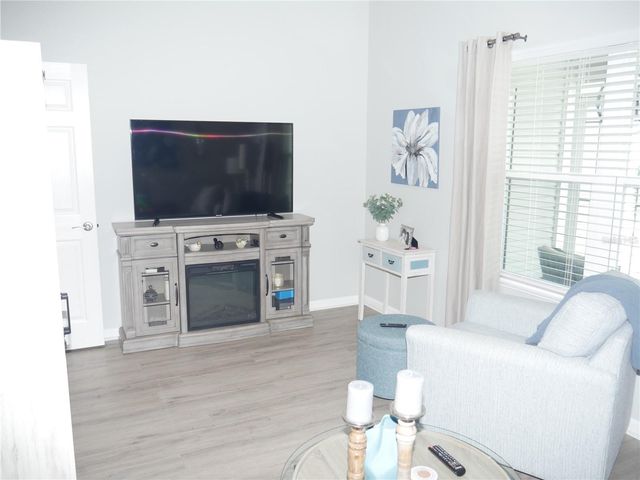 5672 GRIMES COURT, The Villages, FL 32163