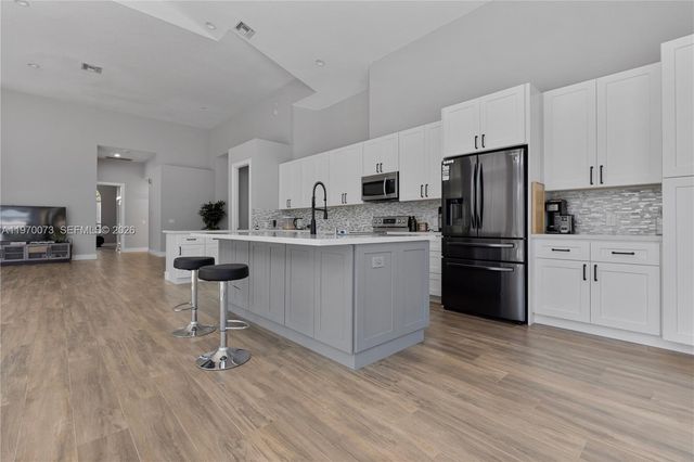 4484 NW 29th Way, Boca Raton, FL 33434