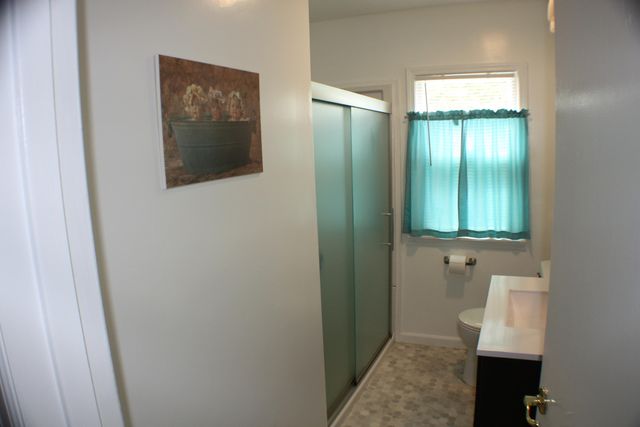 8925 Bunker Hill Drive, Munster, IN 46321