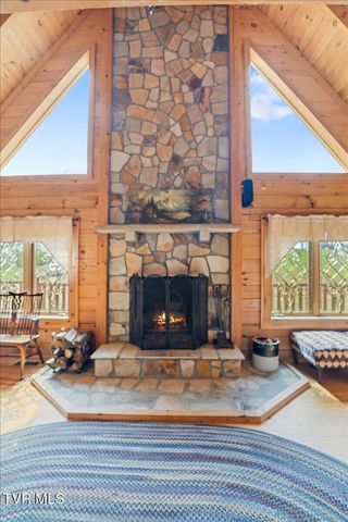460 Lowell Jones Road, Piney Flats, TN 37686