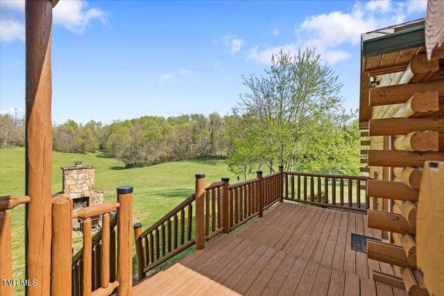 460 Lowell Jones Road, Piney Flats, TN 37686