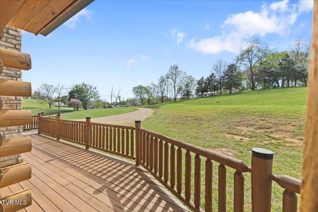 460 Lowell Jones Road, Piney Flats, TN 37686