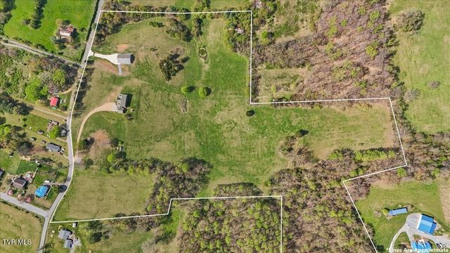 460 Lowell Jones Road, Piney Flats, TN 37686