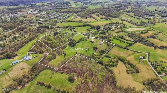 460 Lowell Jones Road, Piney Flats, TN 37686