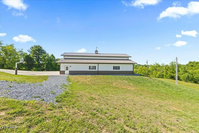 460 Lowell Jones Road, Piney Flats, TN 37686