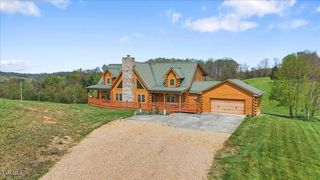 460 Lowell Jones Road, Piney Flats, TN 37686