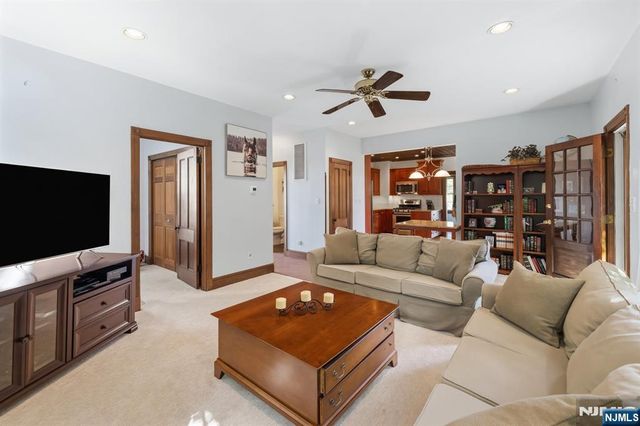 66 Hillside Avenue, Midland Park, NJ 07432