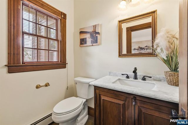 66 Hillside Avenue, Midland Park, NJ 07432
