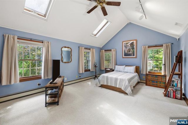 66 Hillside Avenue, Midland Park, NJ 07432