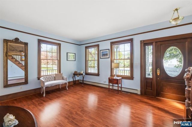 66 Hillside Avenue, Midland Park, NJ 07432