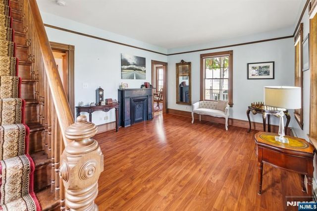 66 Hillside Avenue, Midland Park, NJ 07432