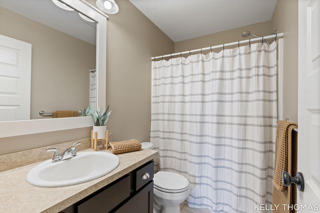 1105 Peaceful Drive SE, Byron Center, MI 49315