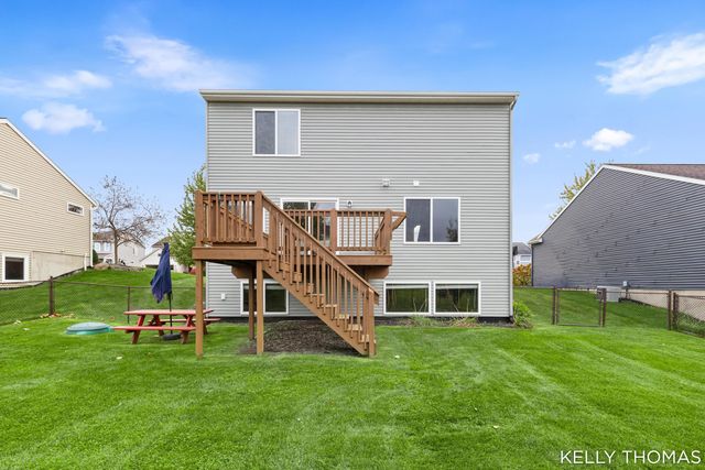 1105 Peaceful Drive SE, Byron Center, MI 49315