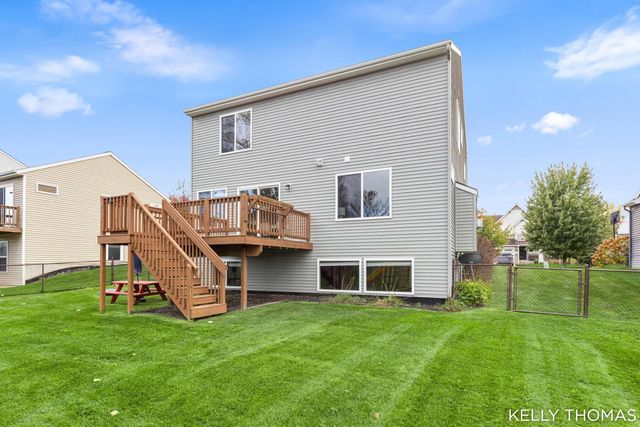 1105 Peaceful Drive SE, Byron Center, MI 49315