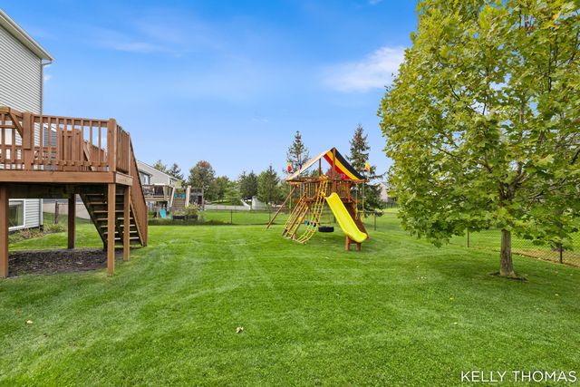 1105 Peaceful Drive SE, Byron Center, MI 49315