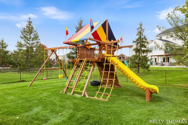 1105 Peaceful Drive SE, Byron Center, MI 49315
