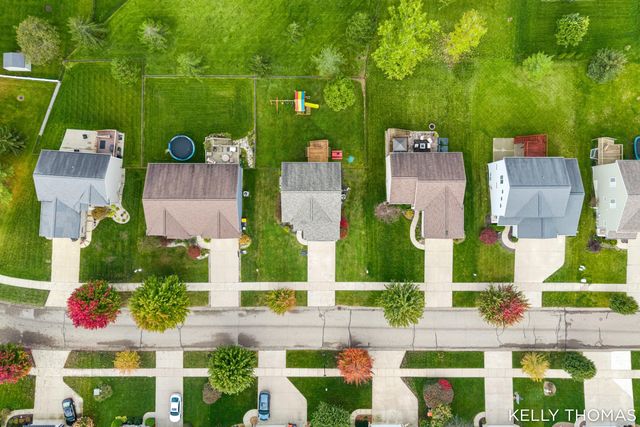 1105 Peaceful Drive SE, Byron Center, MI 49315