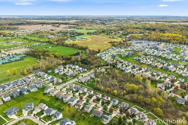 1105 Peaceful Drive SE, Byron Center, MI 49315