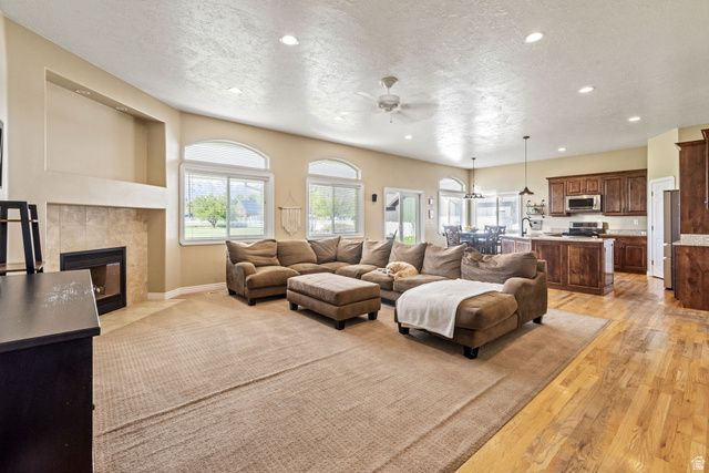 5844 W 9600 N, Highland, UT 84003