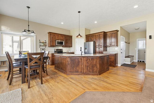 5844 W 9600 N, Highland, UT 84003