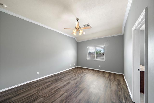 17819 Chelsea Dell Drive, Cypress, TX 77429