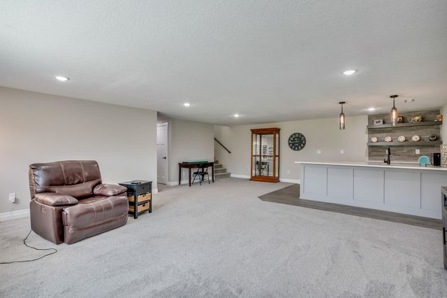 12006 E Bonita Cir, Wichita, KS 67207