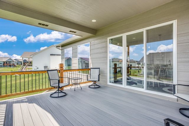 12006 E Bonita Cir, Wichita, KS 67207