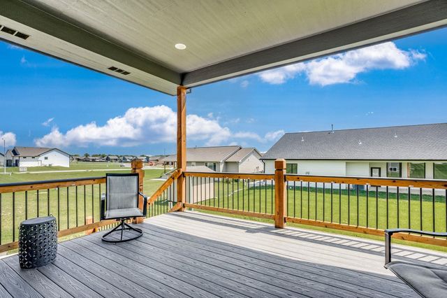 12006 E Bonita Cir, Wichita, KS 67207