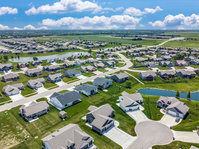 12006 E Bonita Cir, Wichita, KS 67207