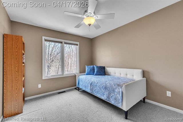 8560 Vista Court, Westland, MI 48185