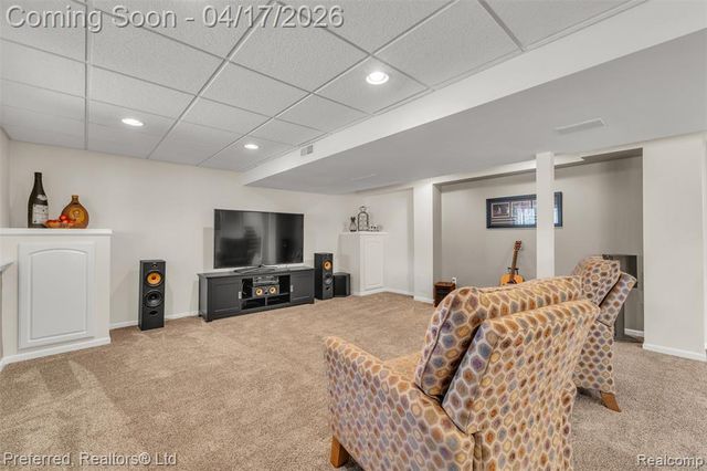 8560 Vista Court, Westland, MI 48185