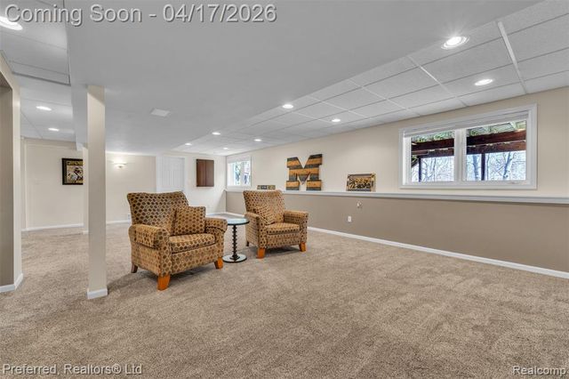 8560 Vista Court, Westland, MI 48185