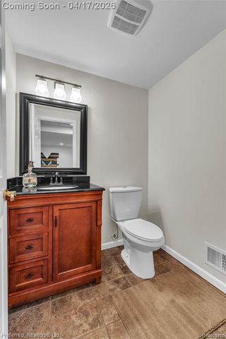 8560 Vista Court, Westland, MI 48185