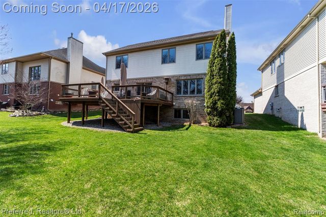 8560 Vista Court, Westland, MI 48185