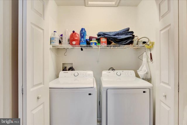 1153 FLEMING DR, Mechanicsburg, PA 17055