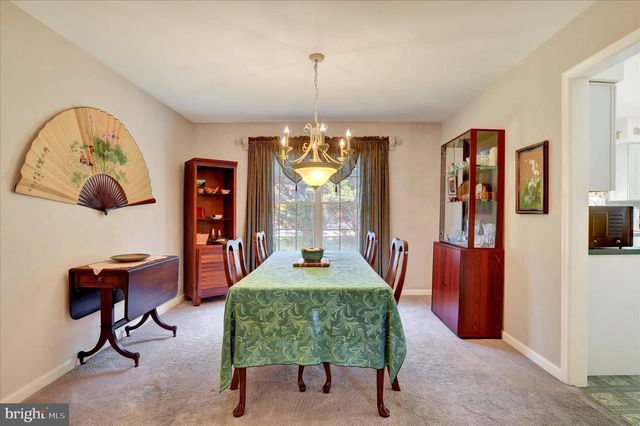 1153 FLEMING DR, Mechanicsburg, PA 17055