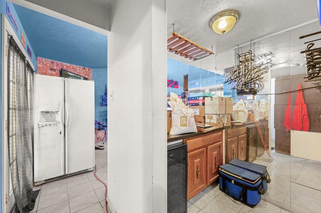 11354 White Gate Lane, Houston, TX 77067