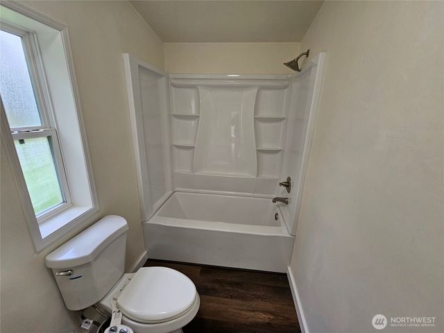 190 Tamaracks Drive, Onalaska, WA 98570