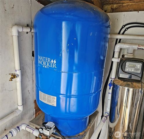 190 Tamaracks Drive, Onalaska, WA 98570