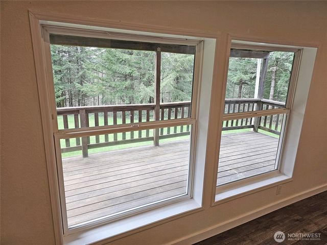 190 Tamaracks Drive, Onalaska, WA 98570