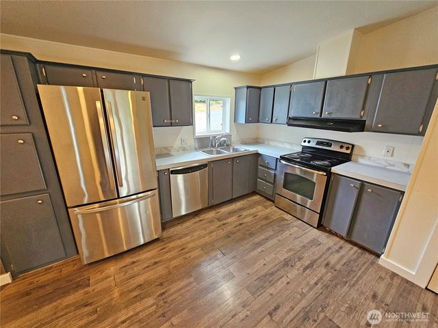 190 Tamaracks Drive, Onalaska, WA 98570