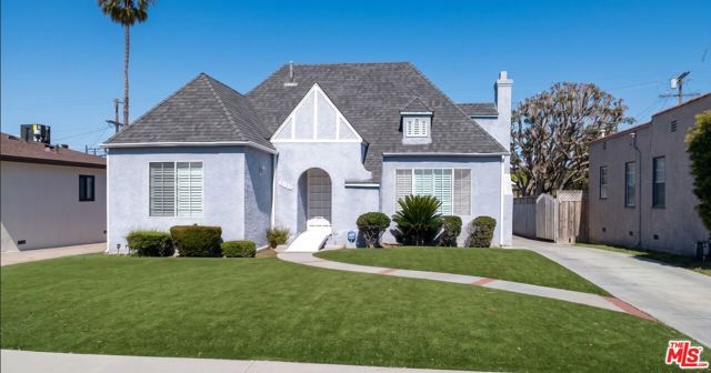 5132 Hillcrest Drive, Los Angeles, CA 90043