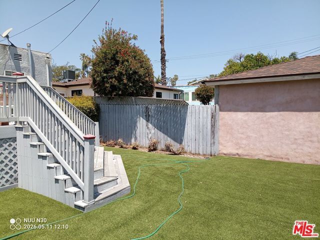 5132 Hillcrest Drive, Los Angeles, CA 90043
