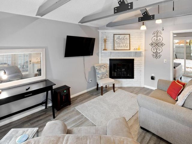 188 Dogwood Road, East Bethel, MN 55092