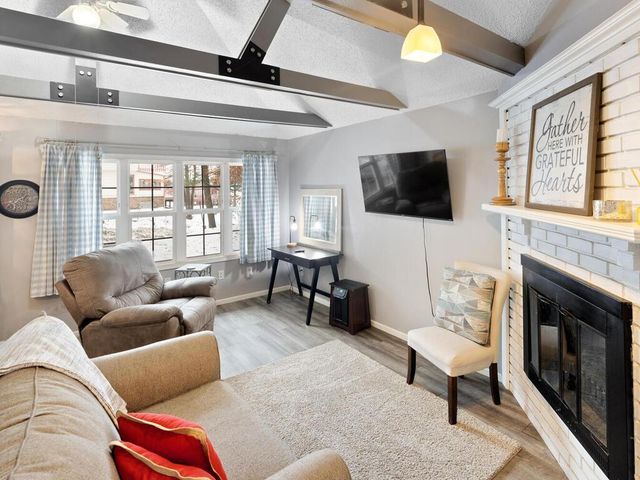 188 Dogwood Road, East Bethel, MN 55092