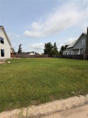 2126 Saint Patrick Avenue, Lake Charles, LA 70601