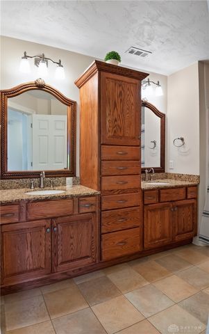 500 Mallee Court, Clayton, OH 45315